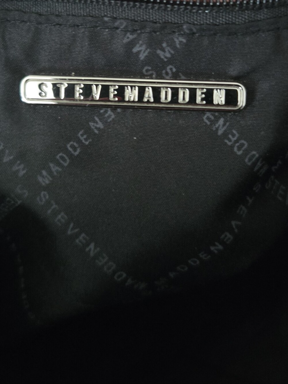 Steve Madden Crossbody Bag w/ Wallet - Picture 10 of 10